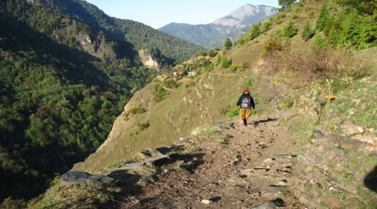 Dodital Darwa Pass Trek - Image 2