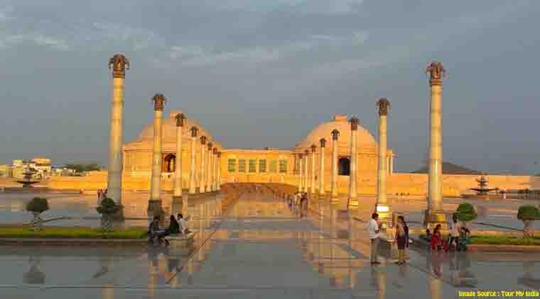 Lucknow Tour Package - Image 2