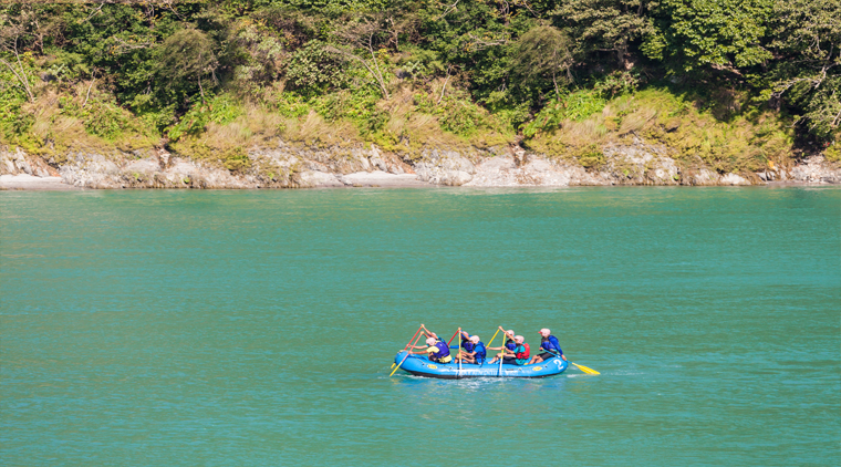 Marine Drive River Rafting Package - Image 4